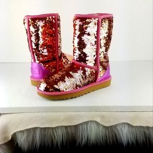 NWT UGG Sequin Short Boot